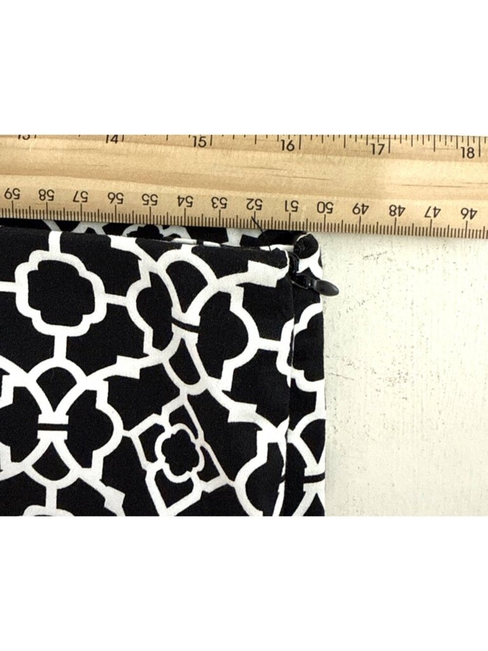 Charter Club Pants Club Black-And-White Trellis Print Stretch Pants Sz 10 - Picture 5 of 7
